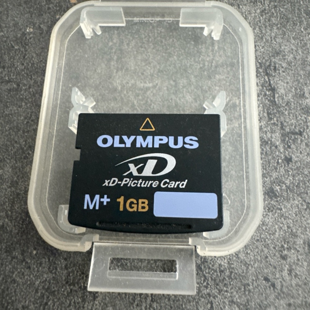 Olympus XD Picture Card M+ 1GB